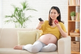 孕期這些食物千萬(wàn)別吃，再饞也要忍住！